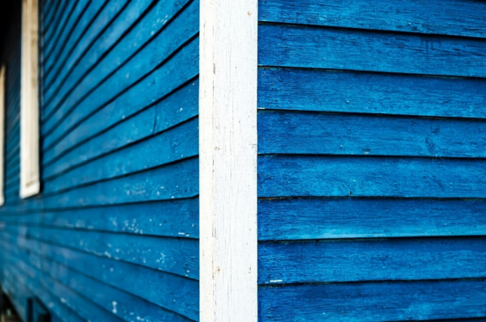 blue vinyl siding